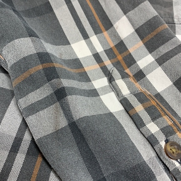 Men’s Carhartt Gray White Gold Plaid Heavy Cotton Button Down Shirt Size XL Tall - Picture 4 of 6